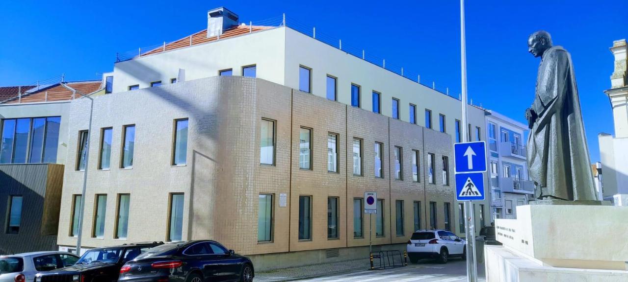 Light Brown Central Apartment Aveiro Exteriör bild