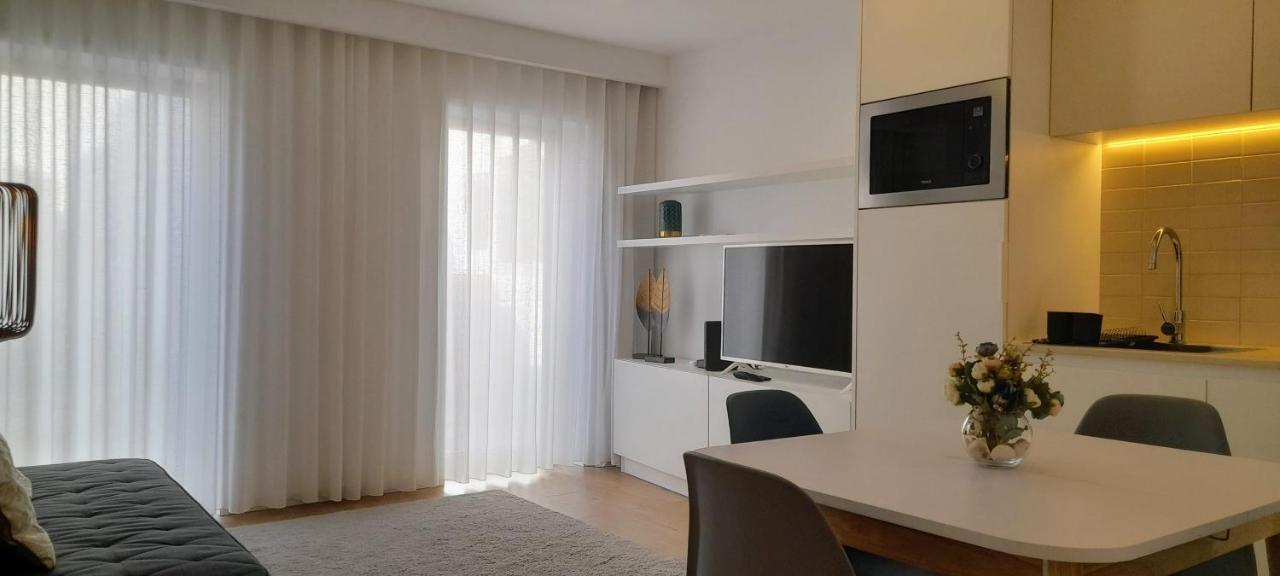 Light Brown Central Apartment Aveiro Exteriör bild