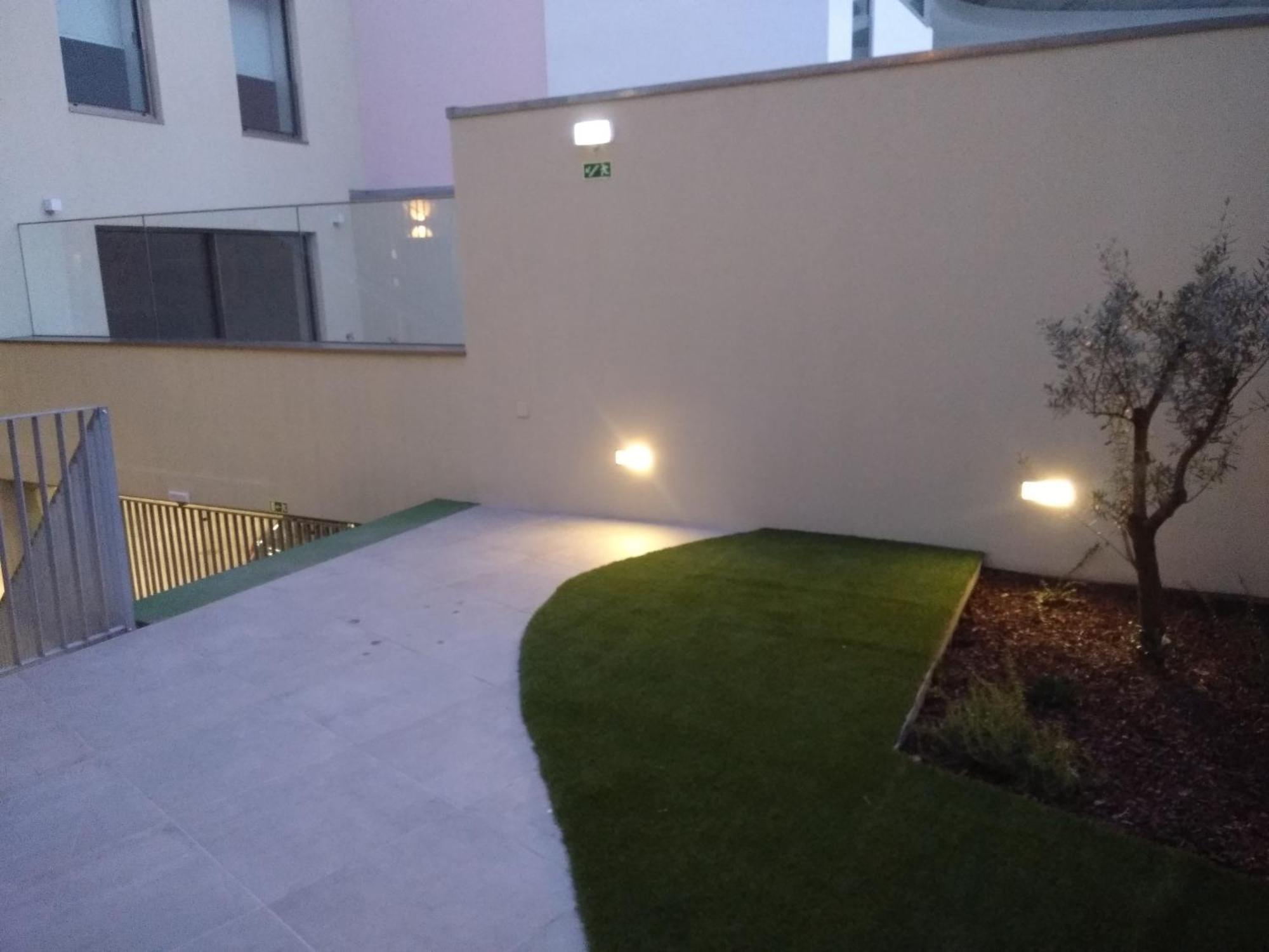 Light Brown Central Apartment Aveiro Exteriör bild