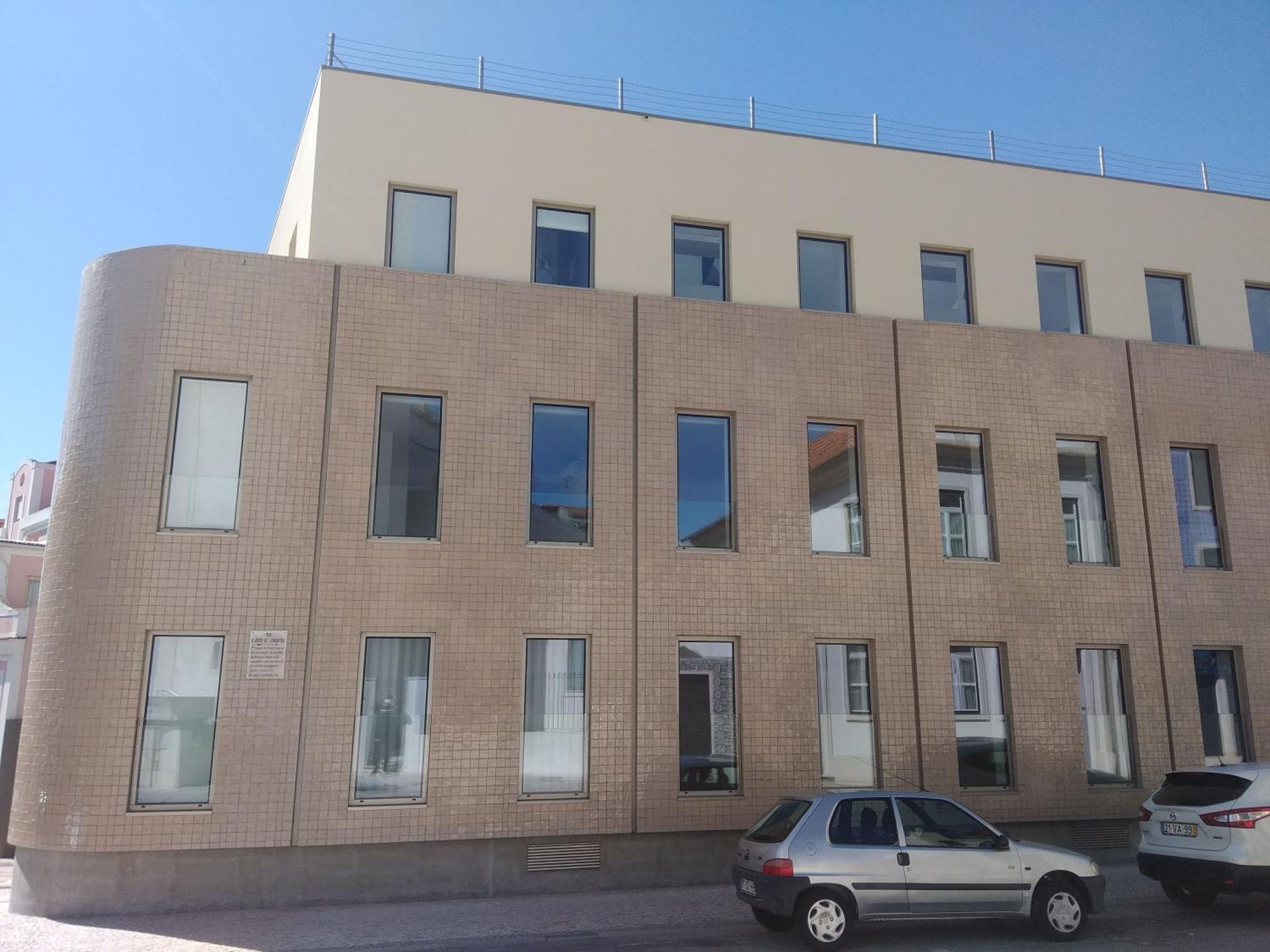 Light Brown Central Apartment Aveiro Exteriör bild