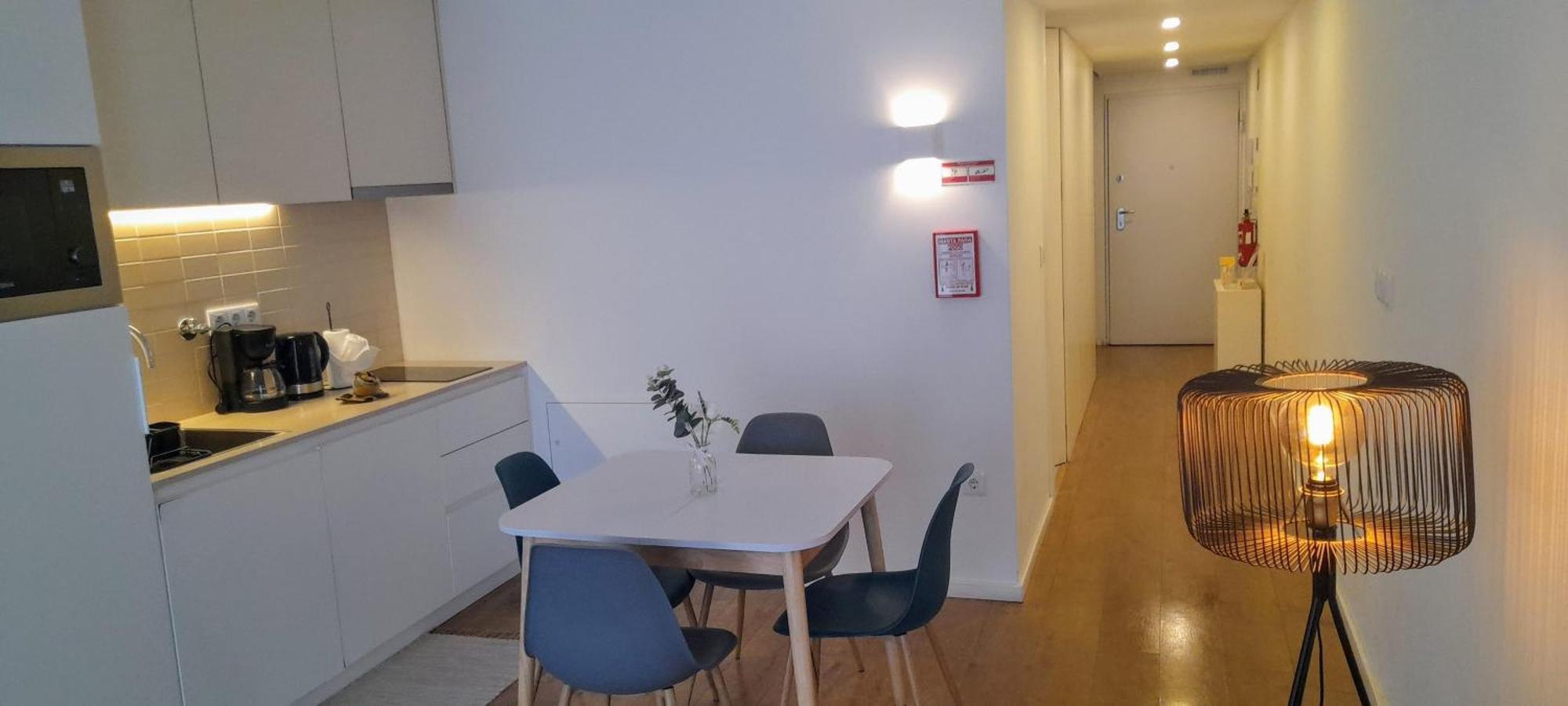 Light Brown Central Apartment Aveiro Exteriör bild